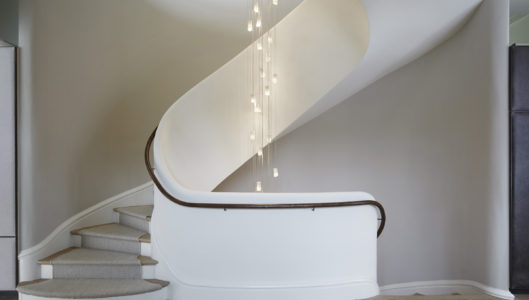 Modern Lakeshore House